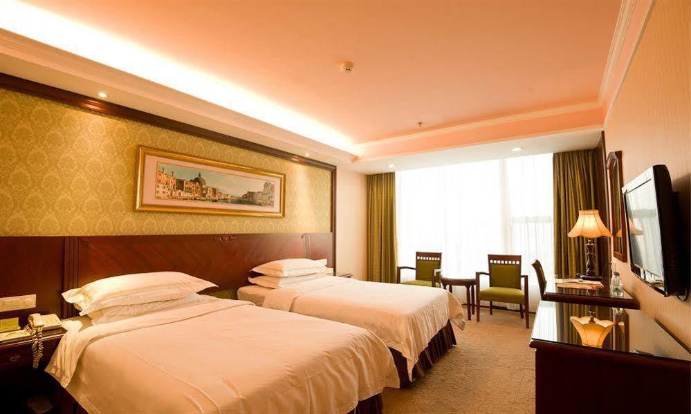 Vienna International Hotel Taicang Nanyang Plaza Esterno foto