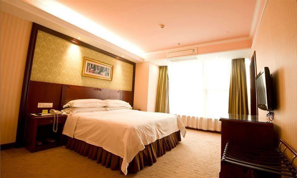 Vienna International Hotel Taicang Nanyang Plaza Esterno foto